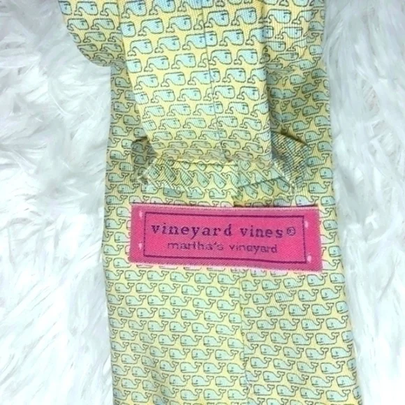 Vineyard Vines Whales Silk Neck Tie